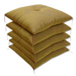 無料貸し出し：座布団